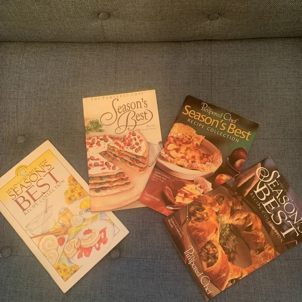 Set 4‎ Pampered Chef Season's Best Recipe books